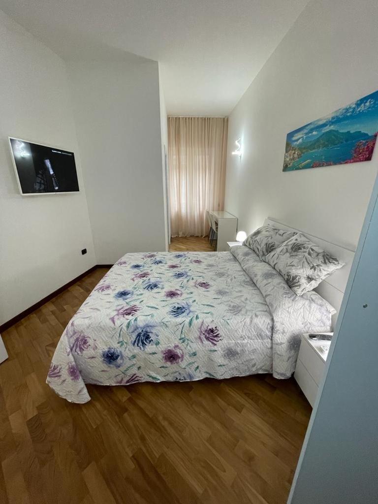 Hotel Blue Sea Salerno Esterno foto